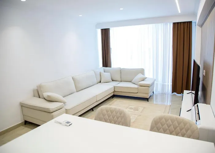 Shomez Apartman Tirana